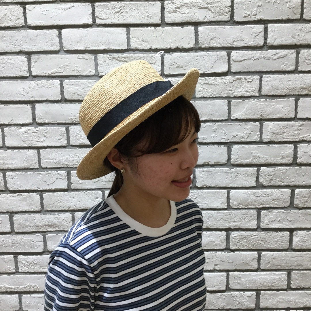 【テラスモール松戸】生成ハットかぶってる写真
