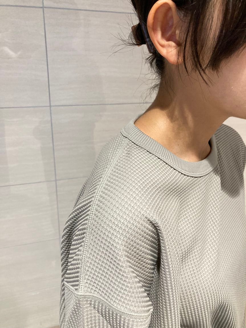 ワッフルTシャツ首元