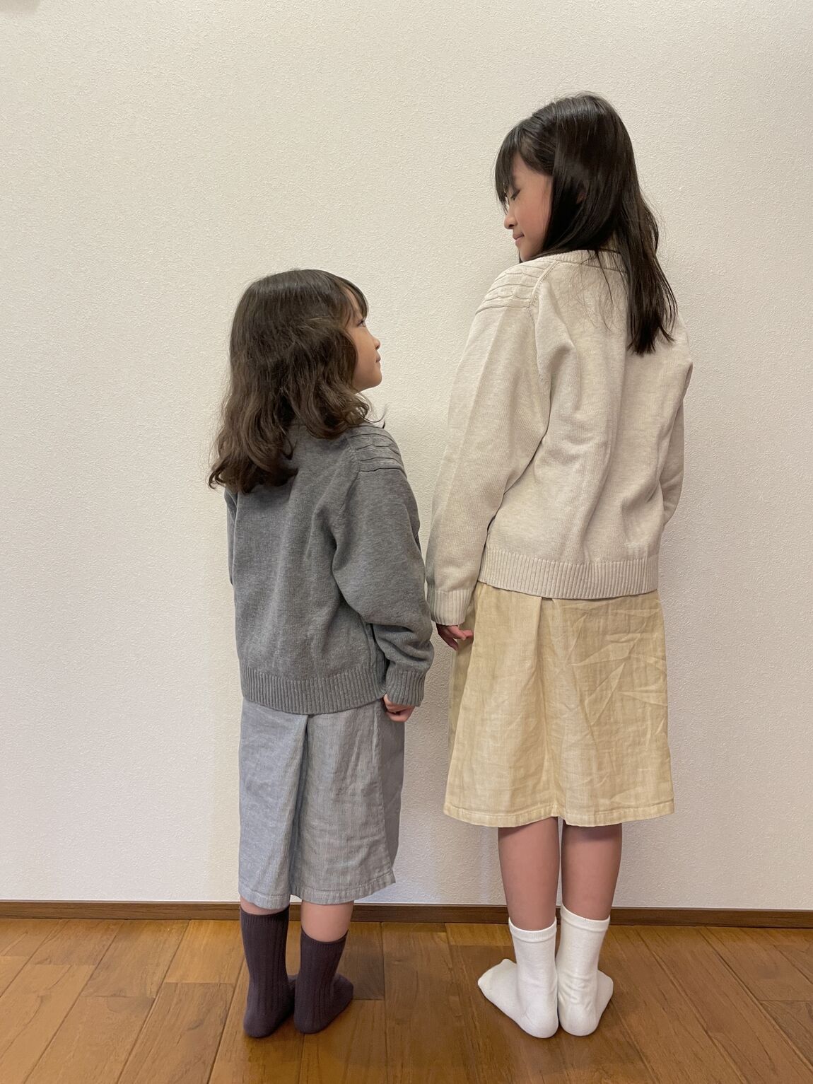 姉妹カーディガンあり