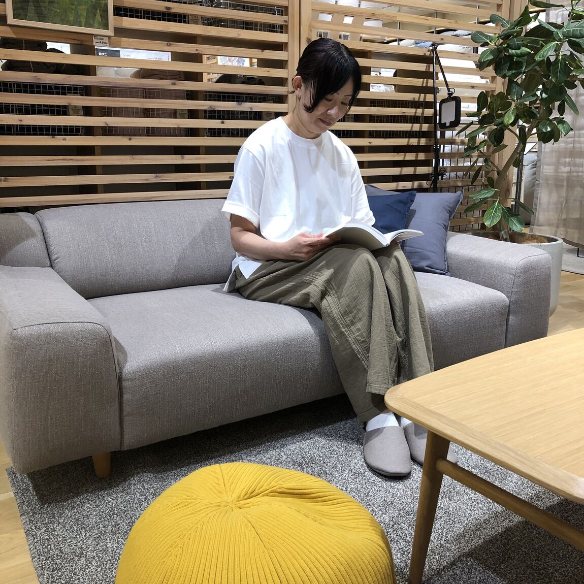 ２