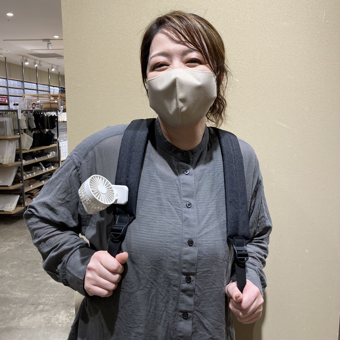 【カラフルタウン岐阜】置いても使える充電式クリップファンミニ