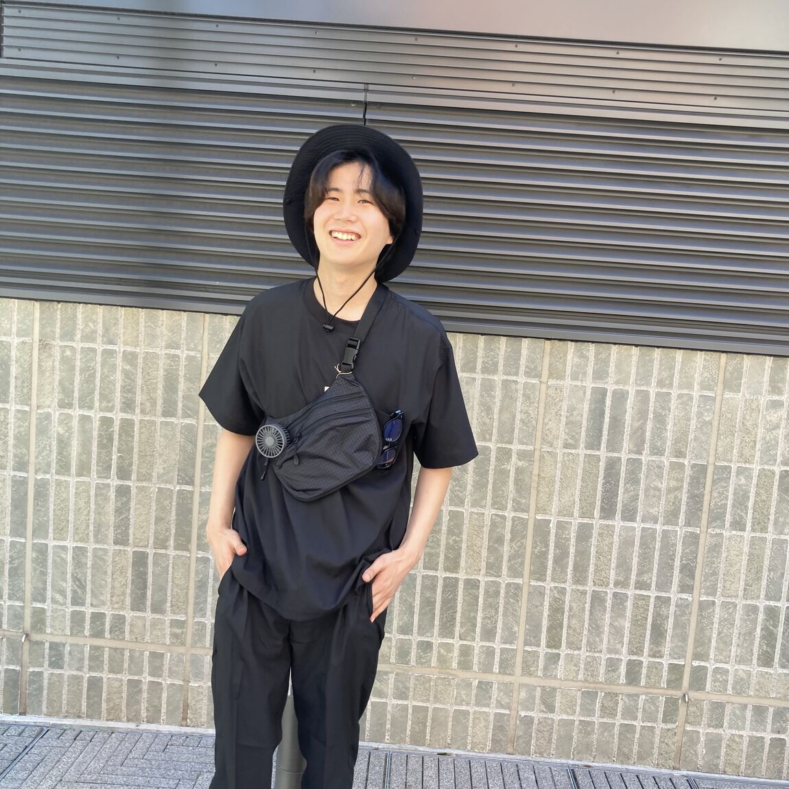 【自由が丘】良いね祭　紳士風を通す半袖布帛Tシャツ＆タックテーパードパンツ_b0YII8