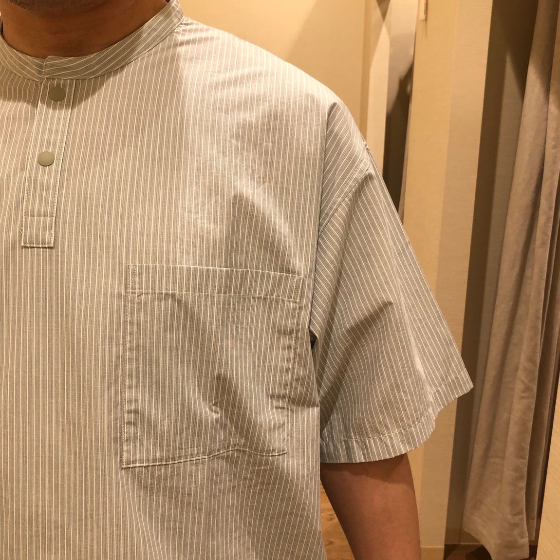 ヘンリーネックシャツ