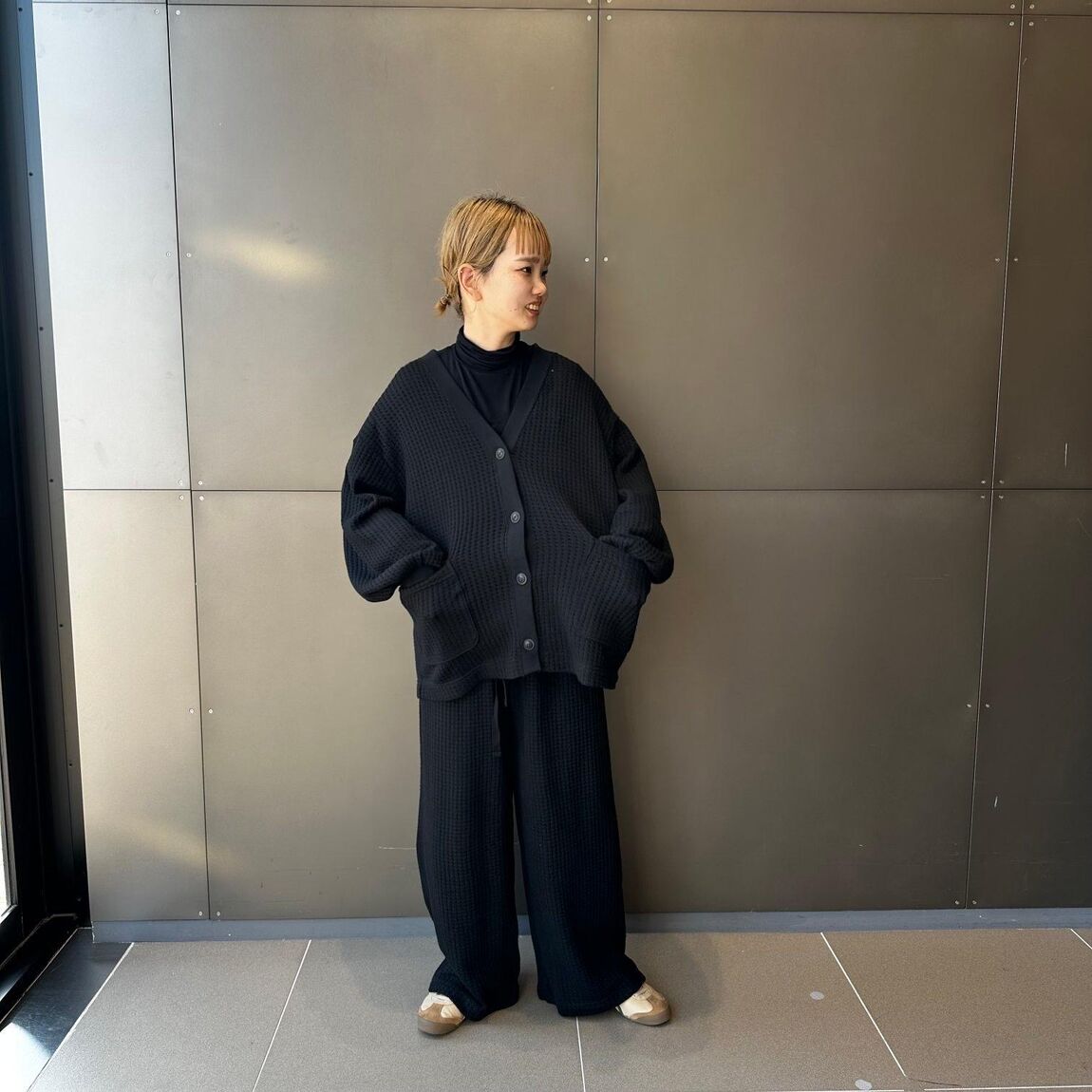 45770_20251205_09_00