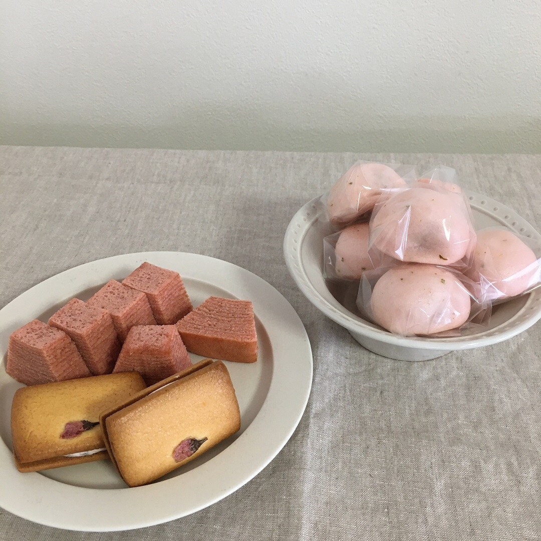 【ピオレ姫路】季節のお菓子とお茶
