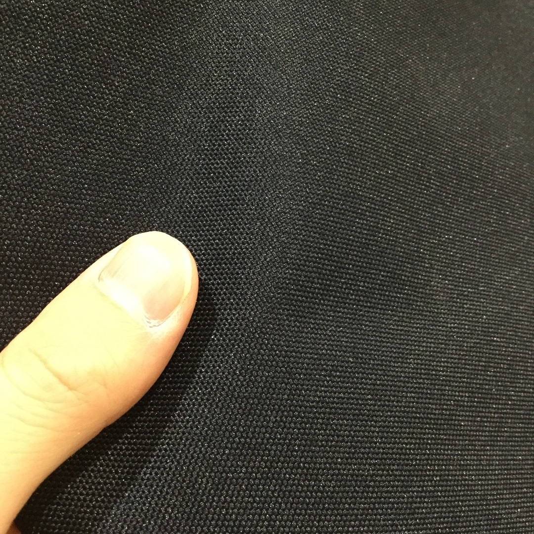 【テラスモール松戸】サコッシュ素材のアップ写真