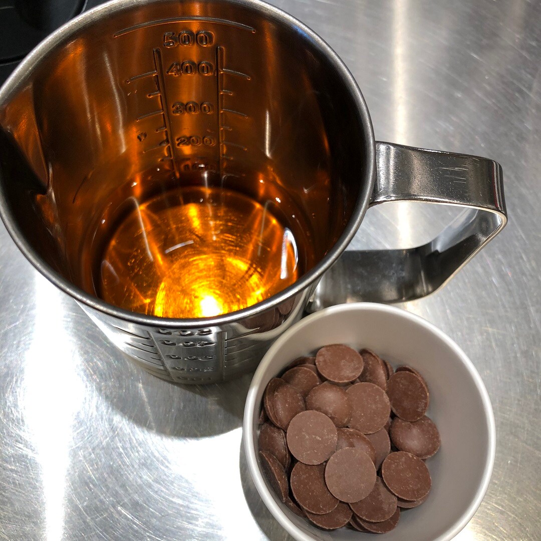 チョコ