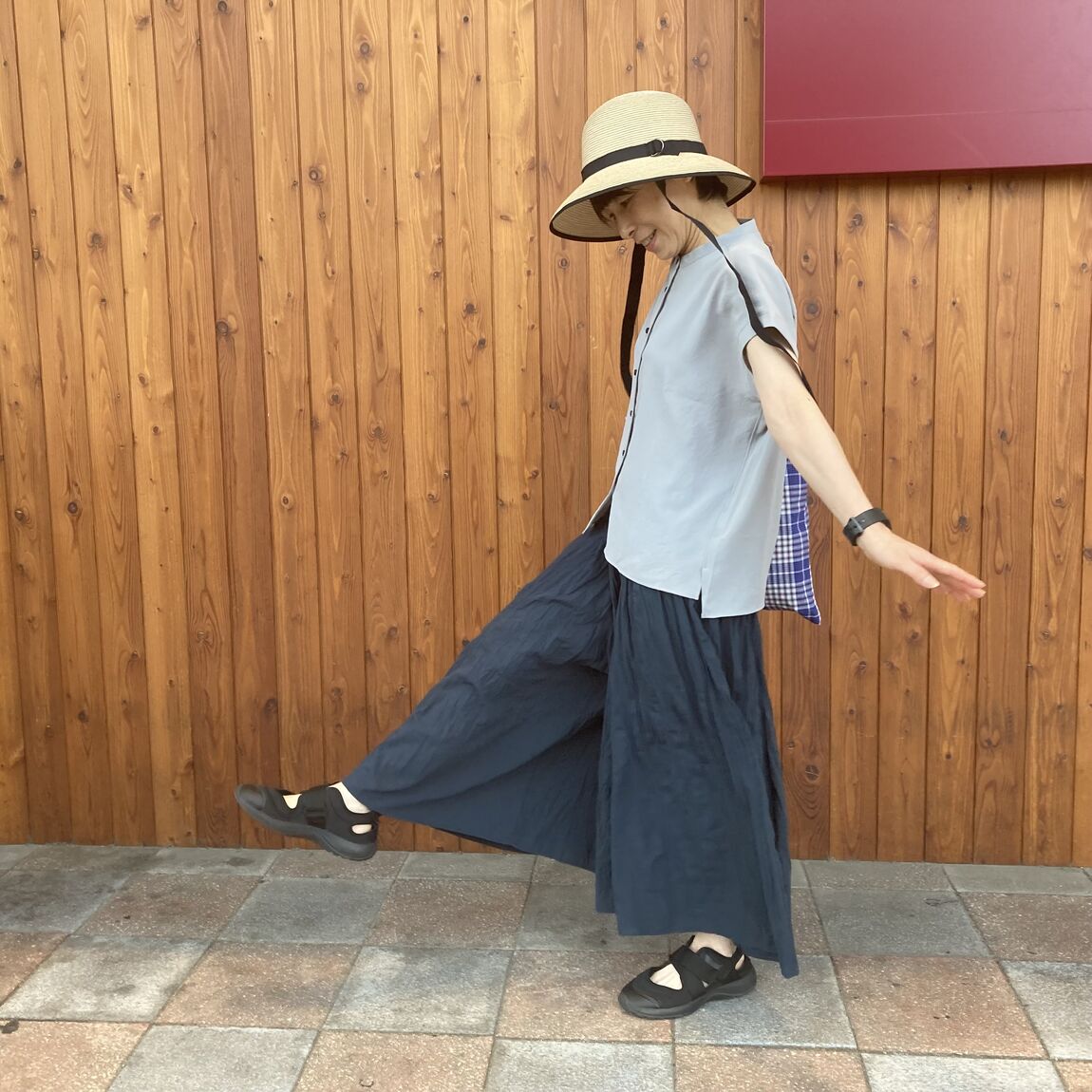 スタッフスナップ(婦人　全身の写真)