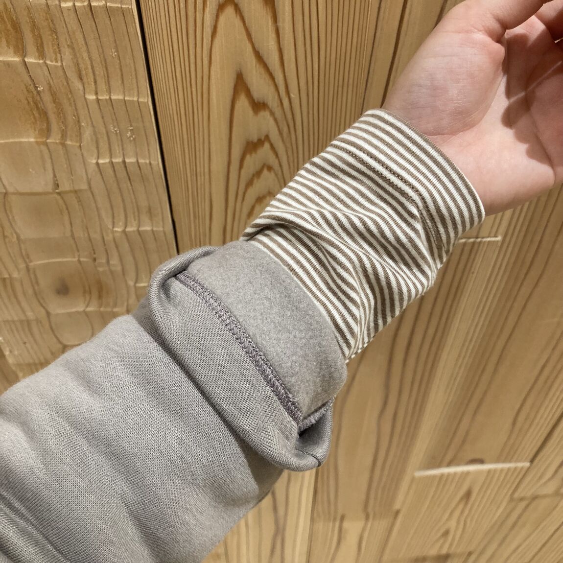 スタッフスナップ　内側の裏起毛の写真