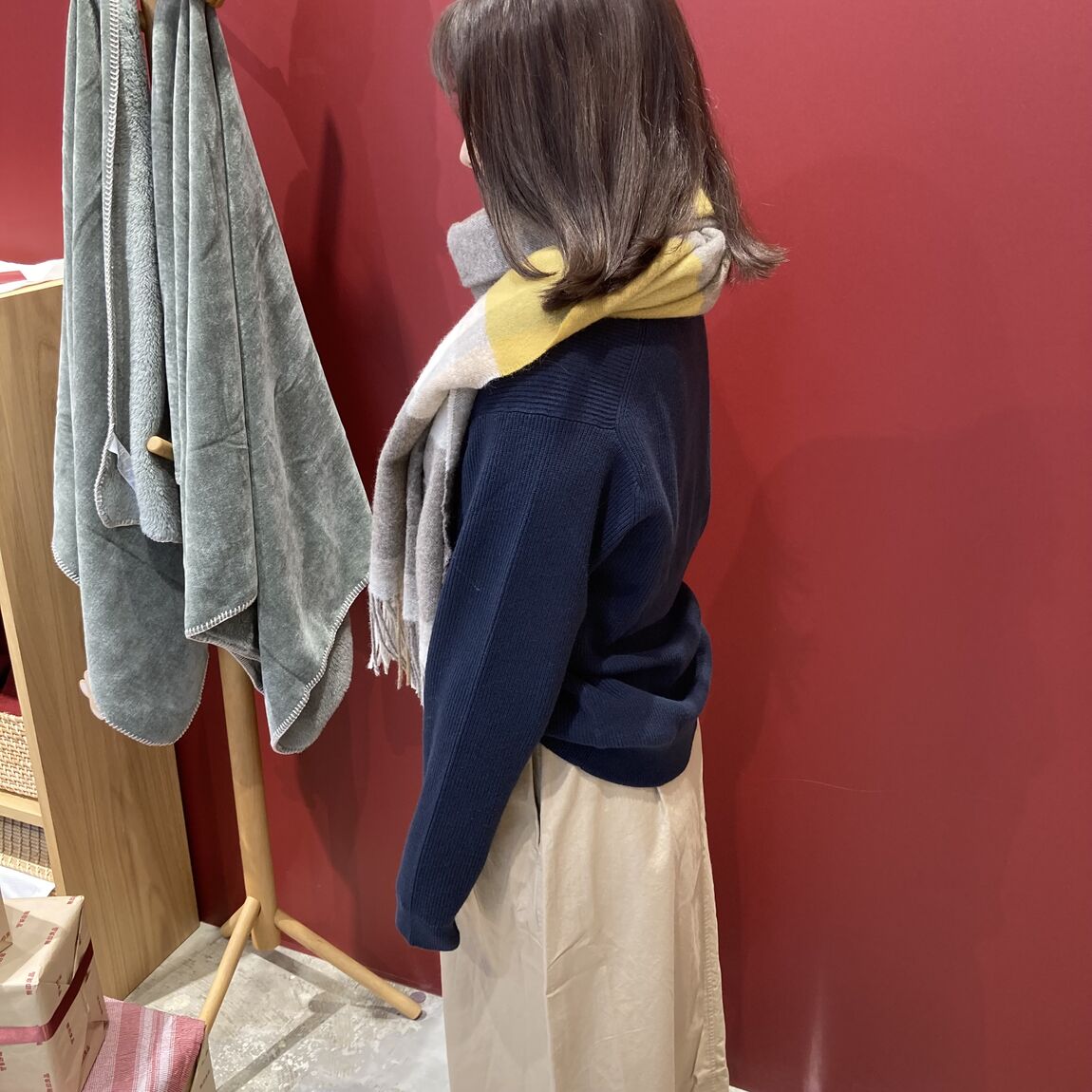 婦人コーディネート横向き