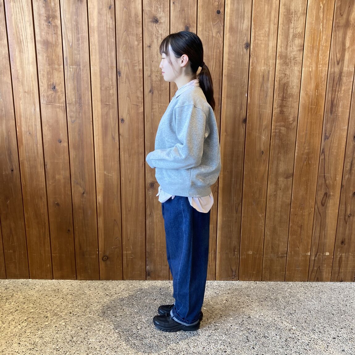 スウェットシャツ横