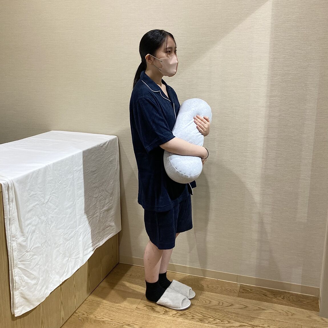 横