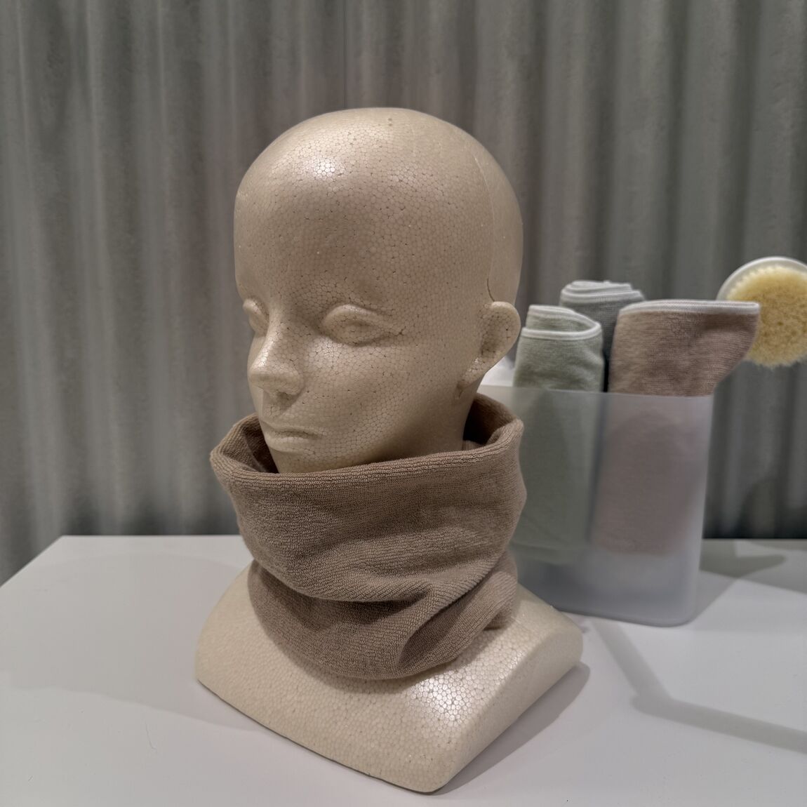 ネックウォーマーとして使用