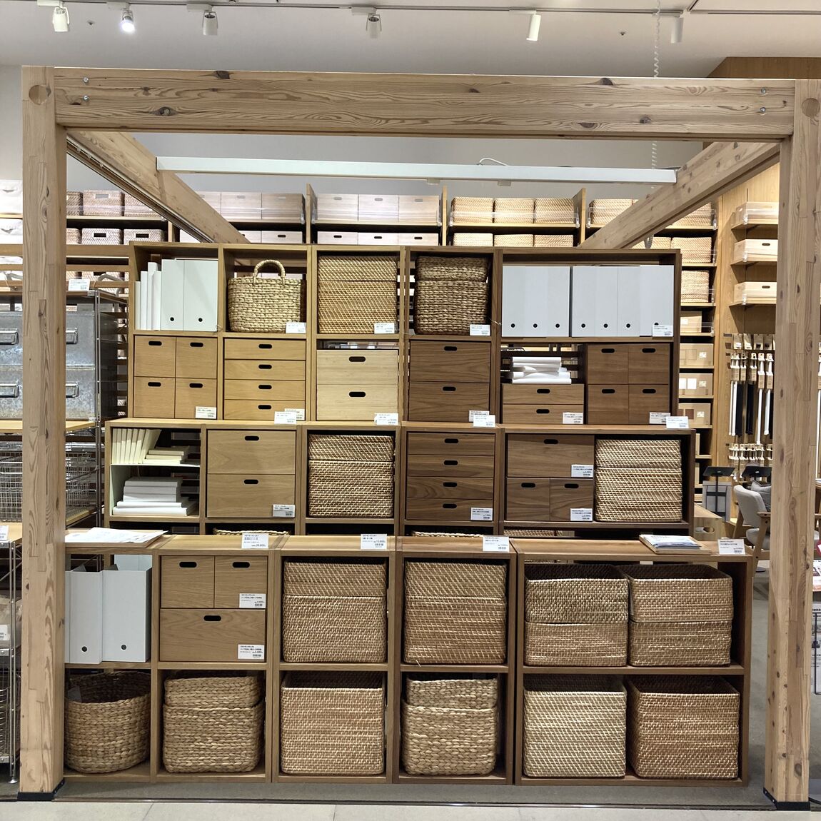 イオンモール各務原