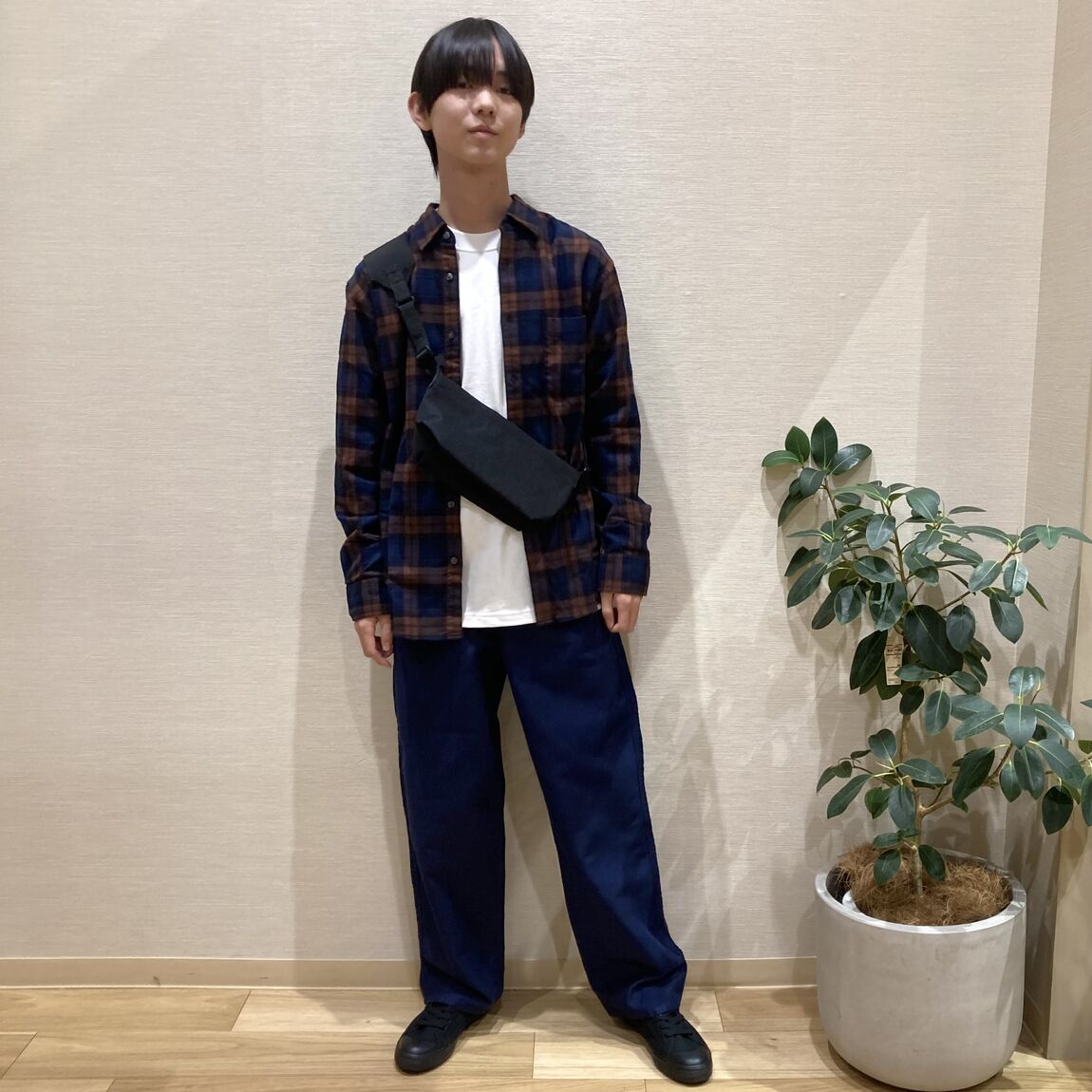 【Ｖタウン芥見】身長174cm