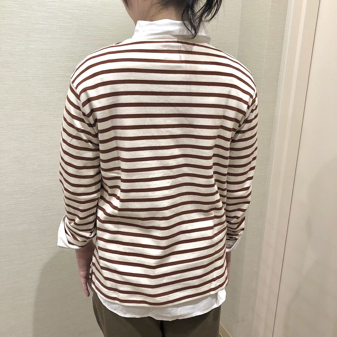 後ろ姿