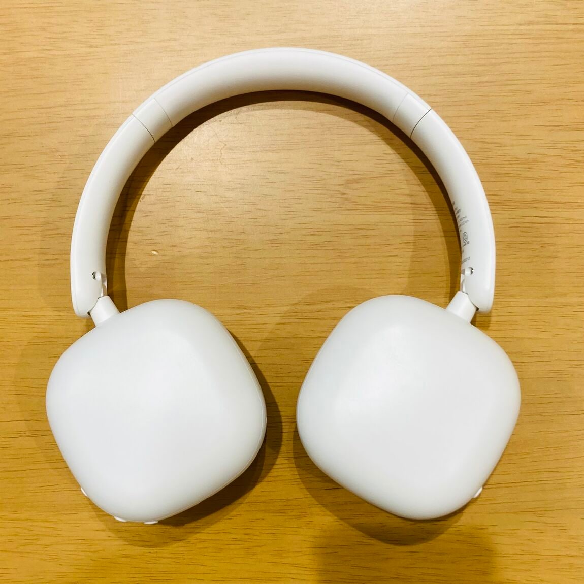 【フォレストモール甲斐竜王】ストレスフリーな体験を。ワイヤレスヘッドホンのご紹介_djWiT3