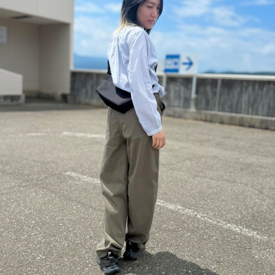 後ろ②