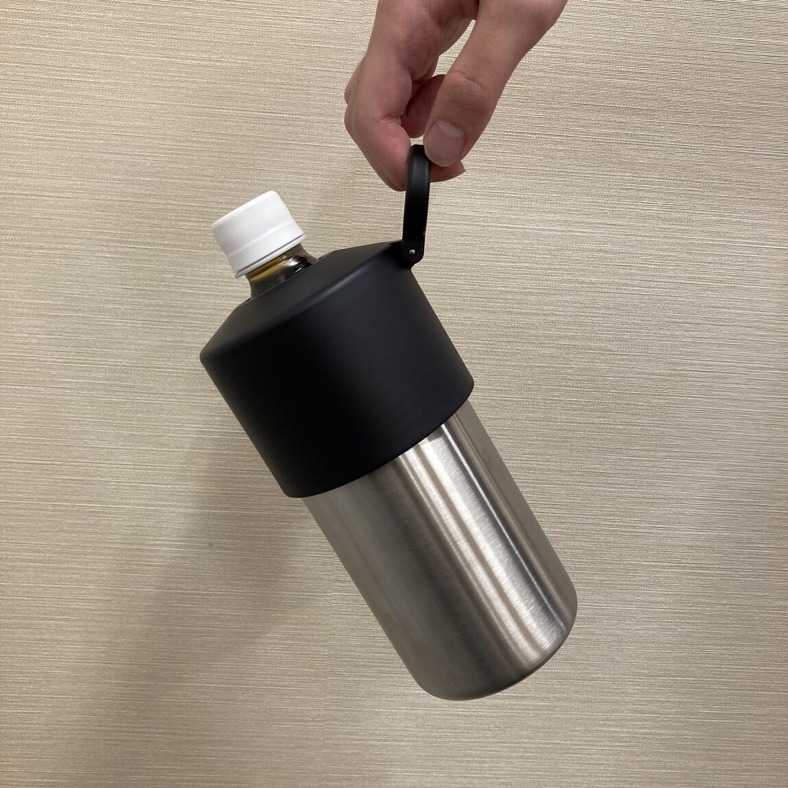 ステンレス　炭酸にも使える保冷ボトル