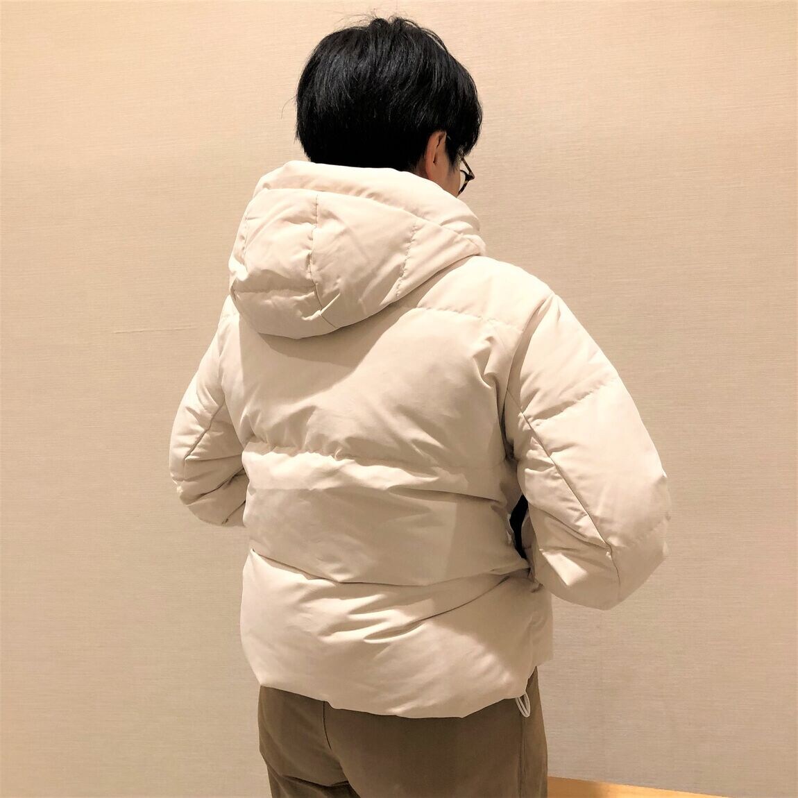 ４