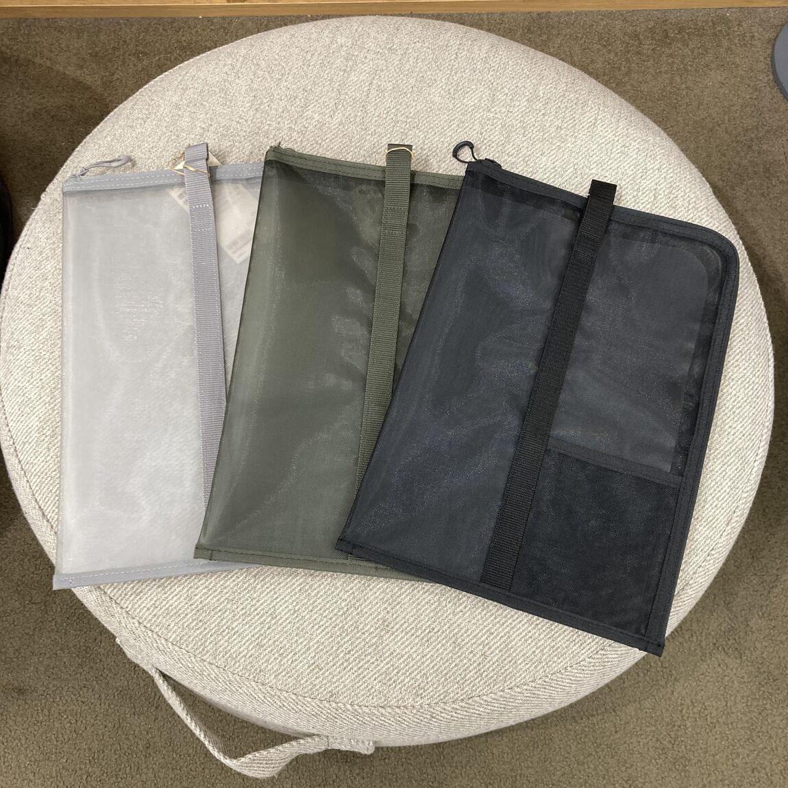 持ち歩きに便利な収納文具_5YfI7Q