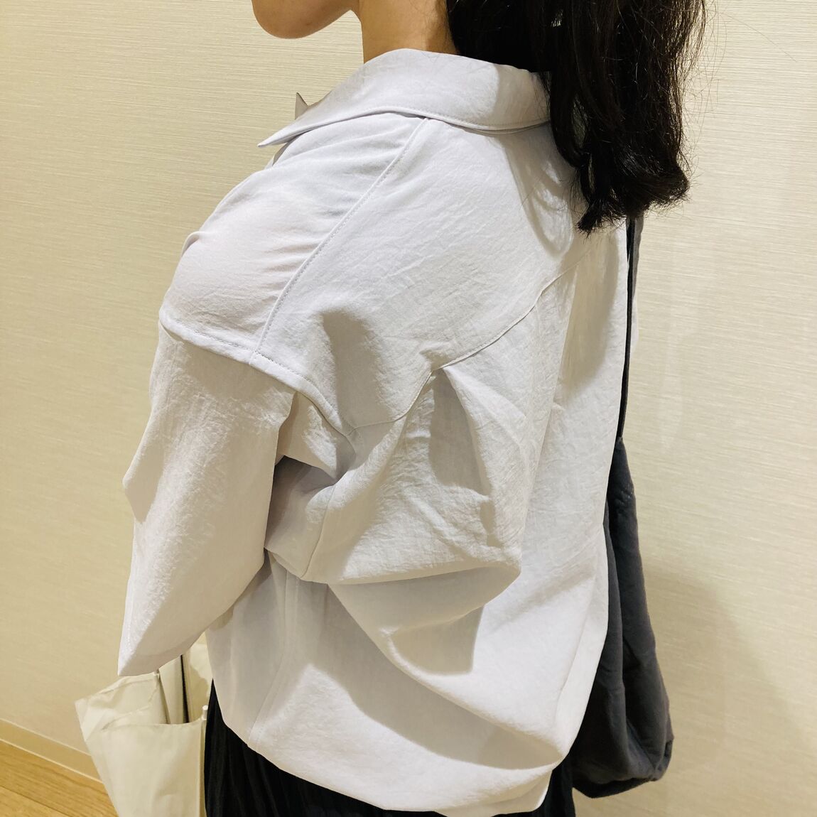 風を通す半袖シャツ
