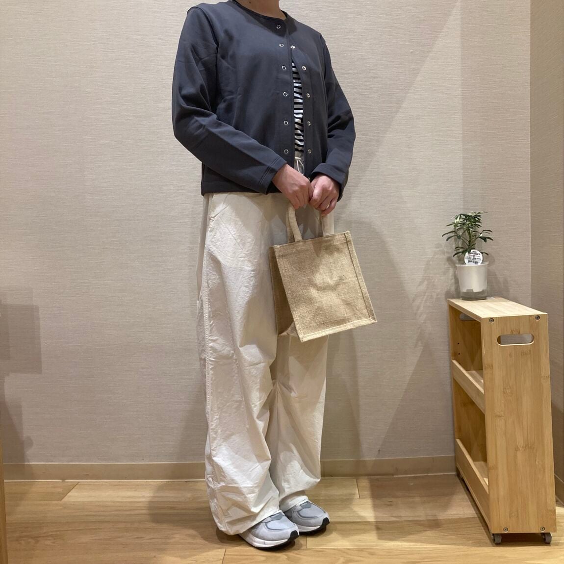 【Vタウン芥見】身長163cm_ylE8Dm