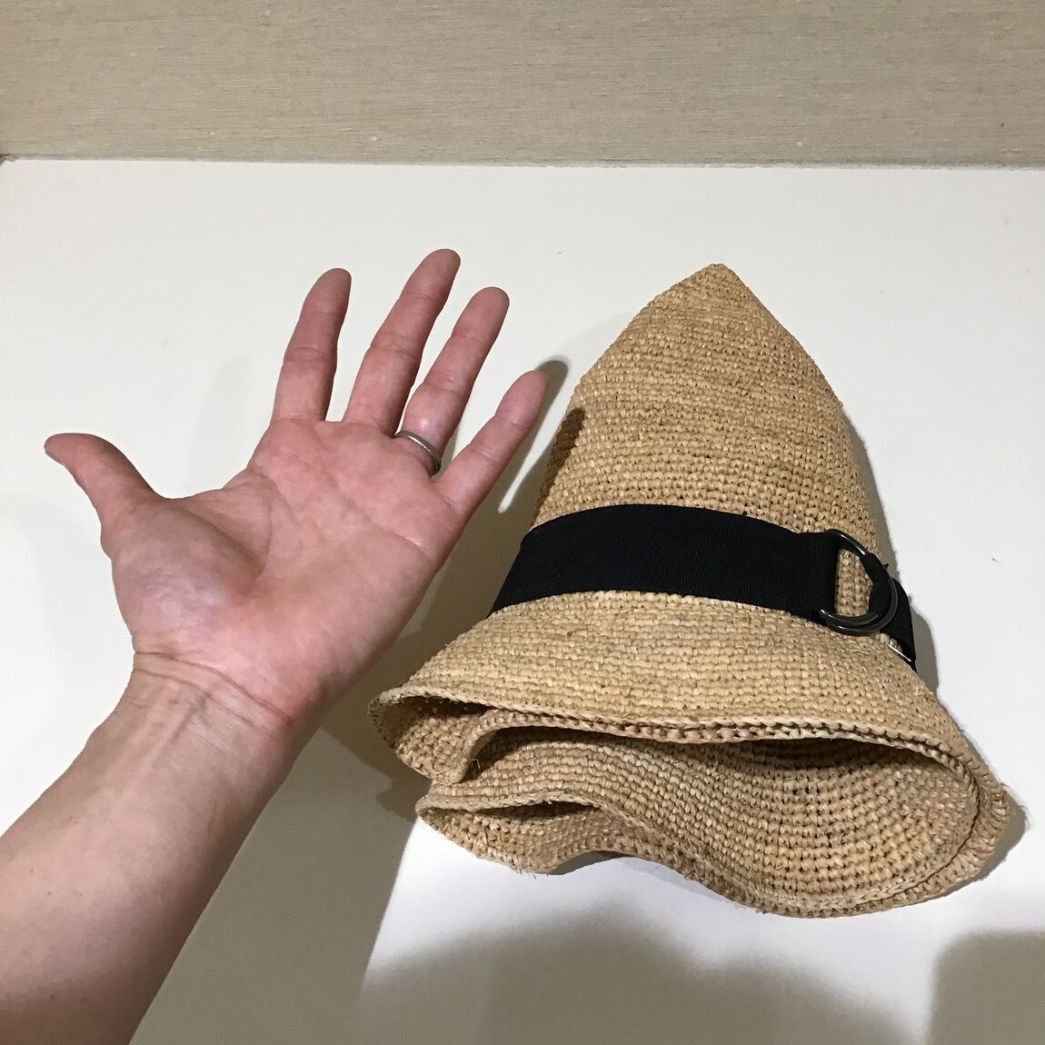 たたんだ帽子