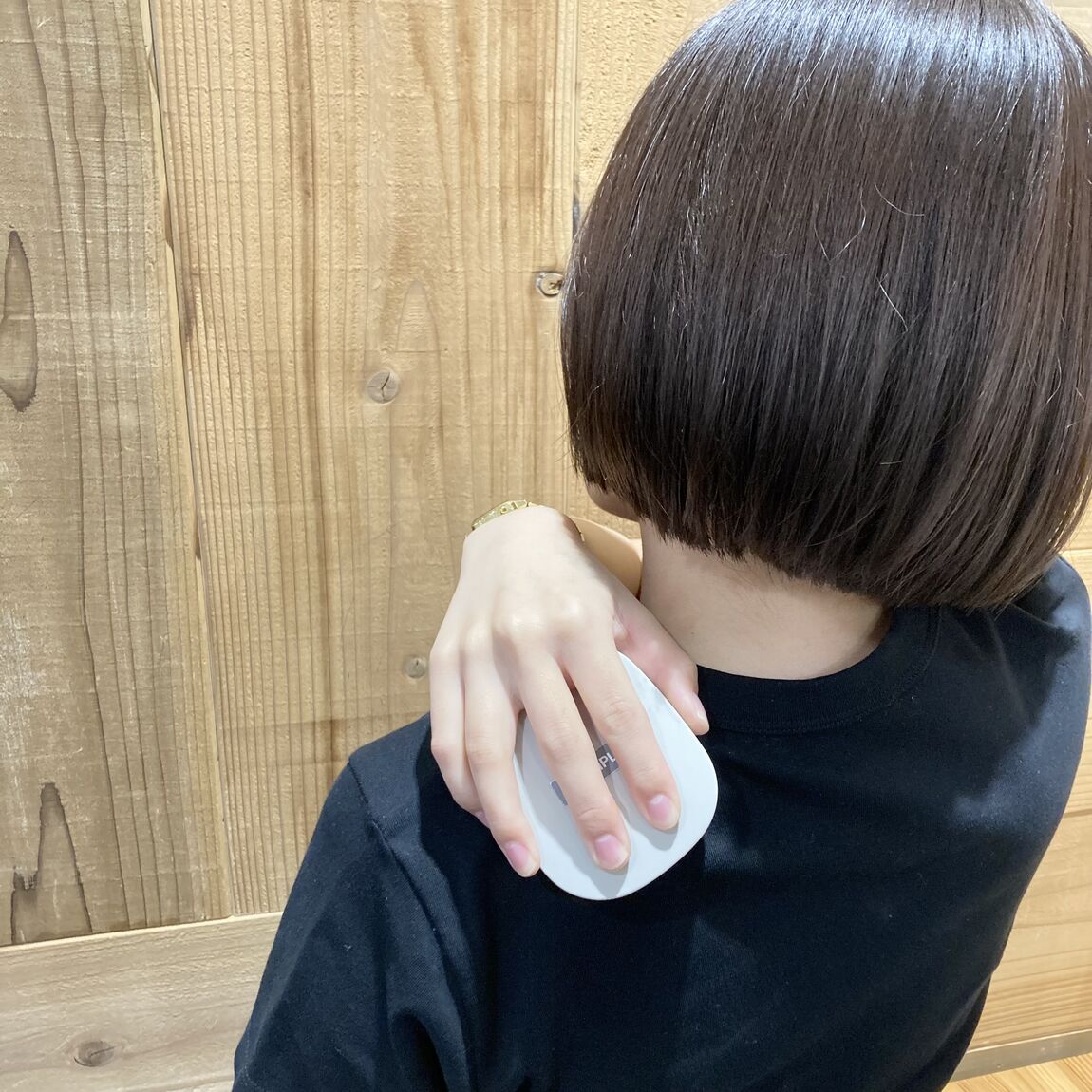 【ニッケパークタウン加古川】シリコーン頭皮ケアブラシのご紹介_68XO36