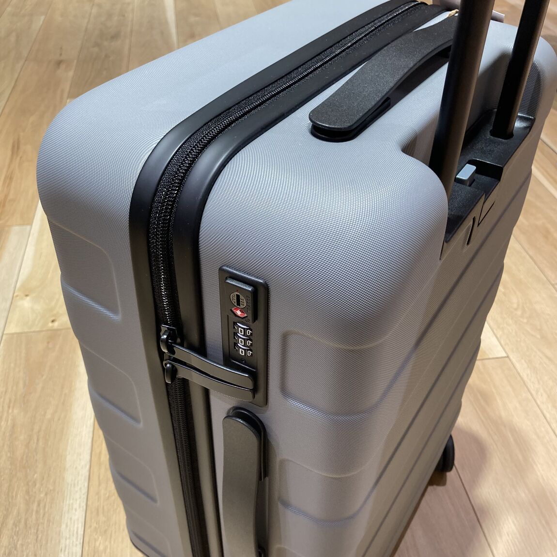 キャリーケース