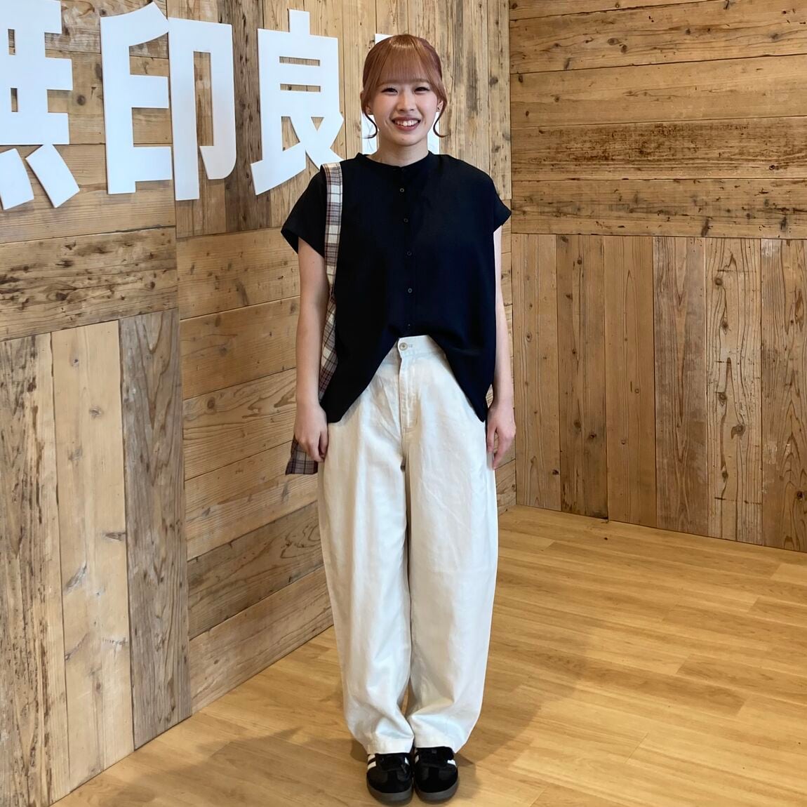 正面全身