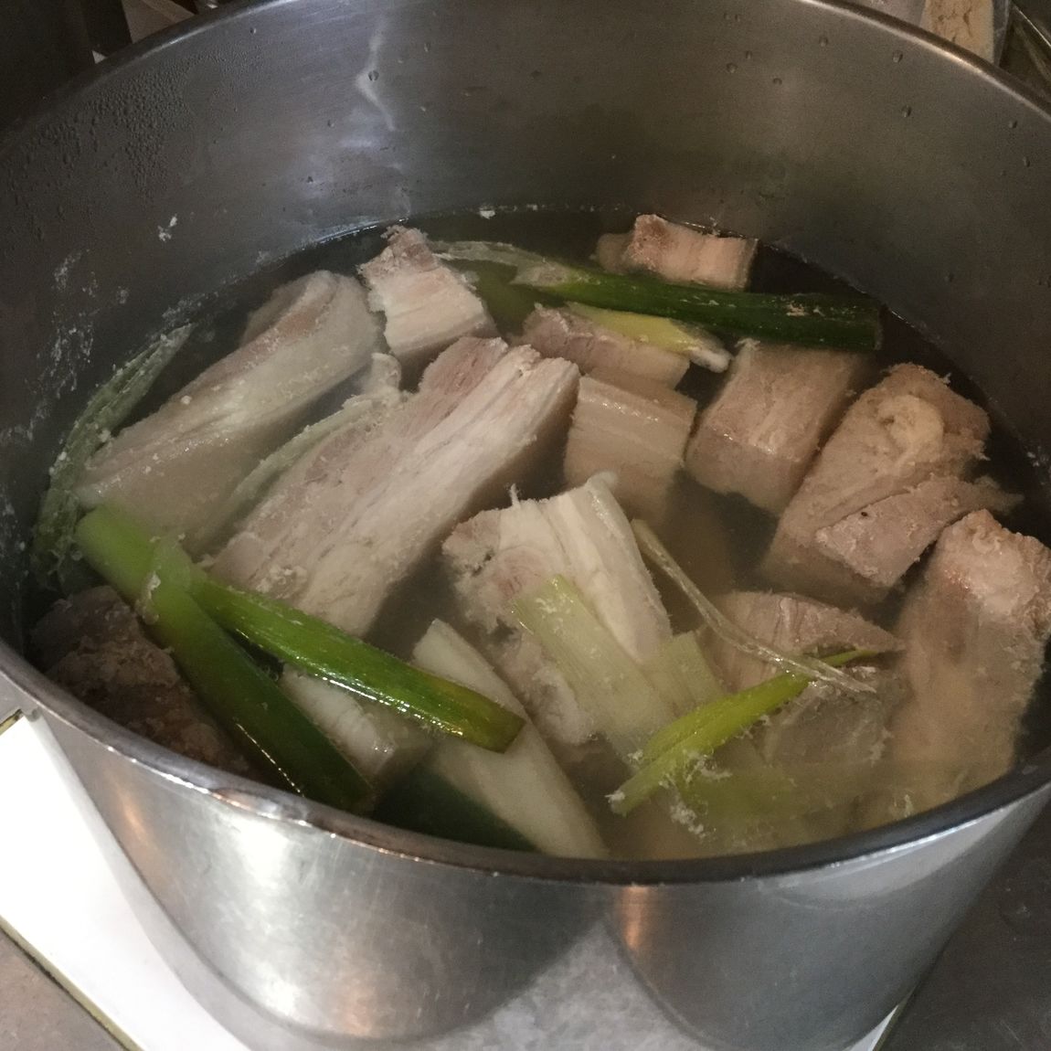 【日比谷】ラフテー煮卵添え