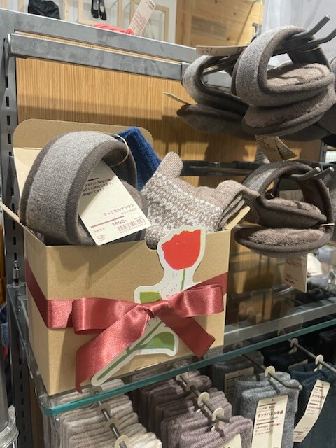 衣料品コーナーでおすすめの商品