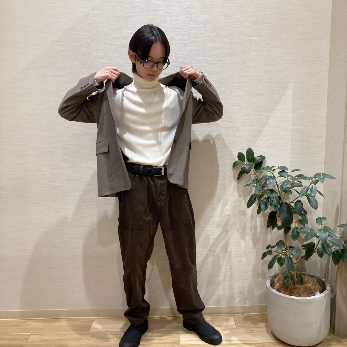 【Ｖタウン芥見】身長174cm