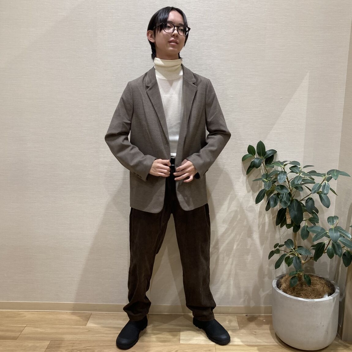 【Ｖタウン芥見】身長162cm