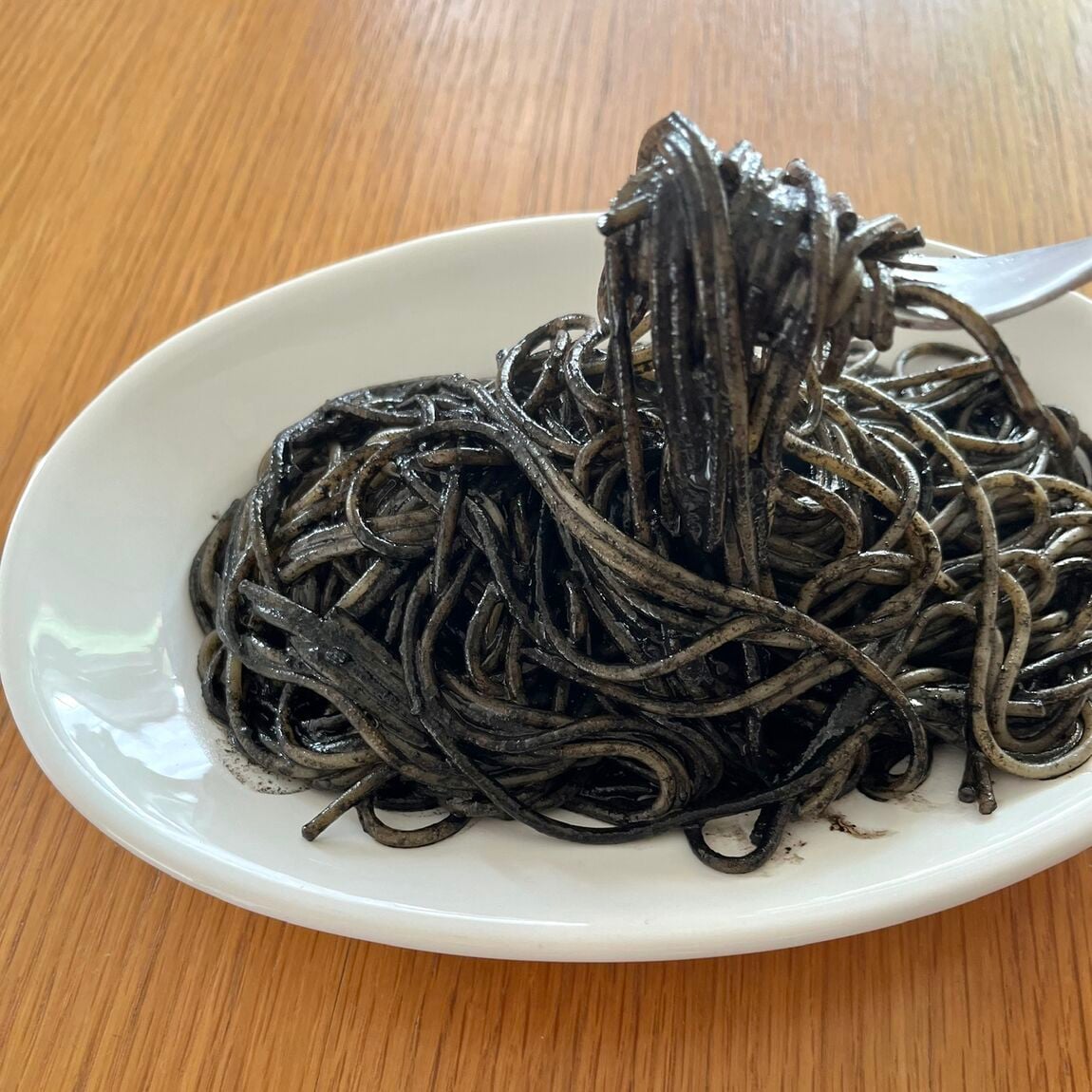 【アリオ加古川】春のランチにいかすみパスタ♩#スタッフのおすすめ