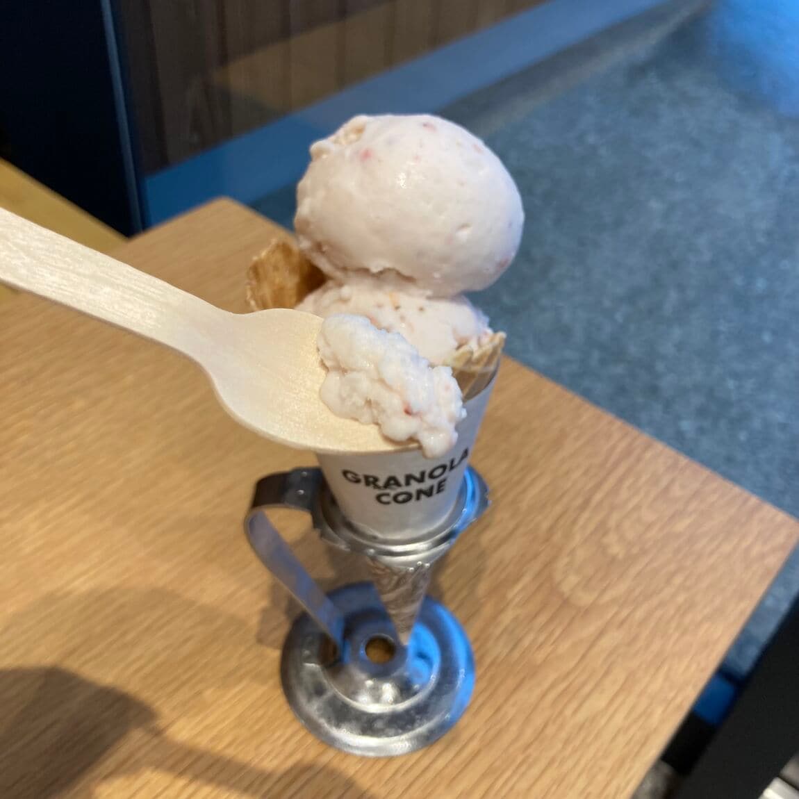 いちごミルクアイス