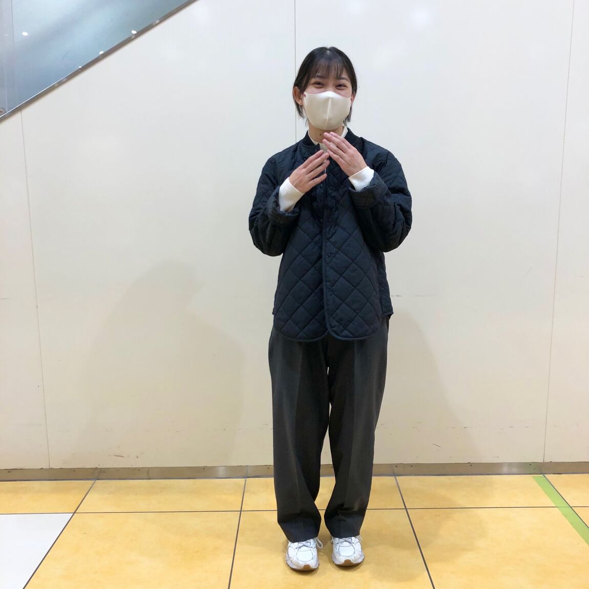 スタッフ着用