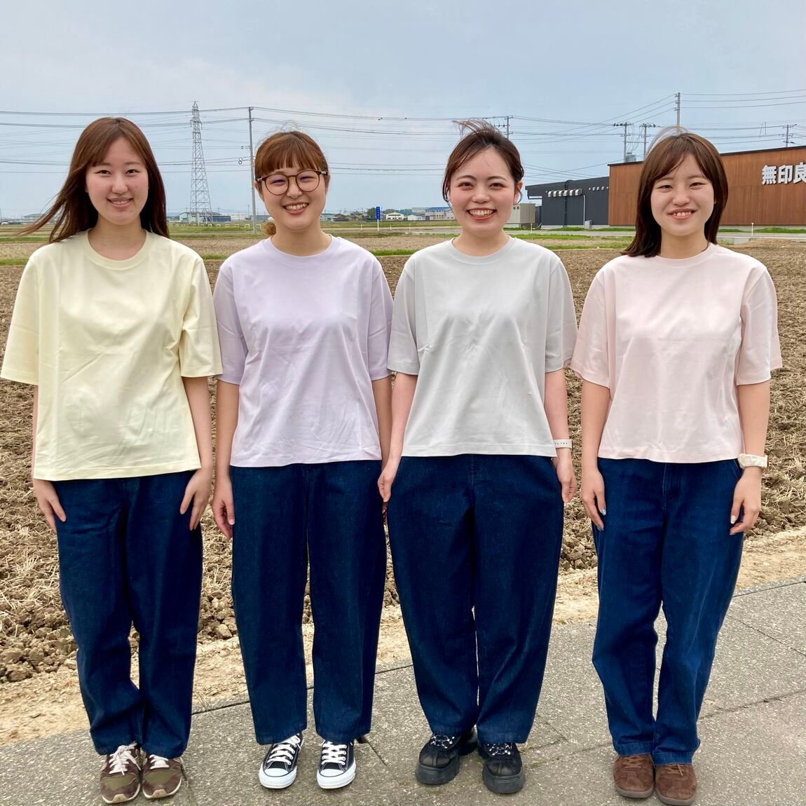 Tシャツ