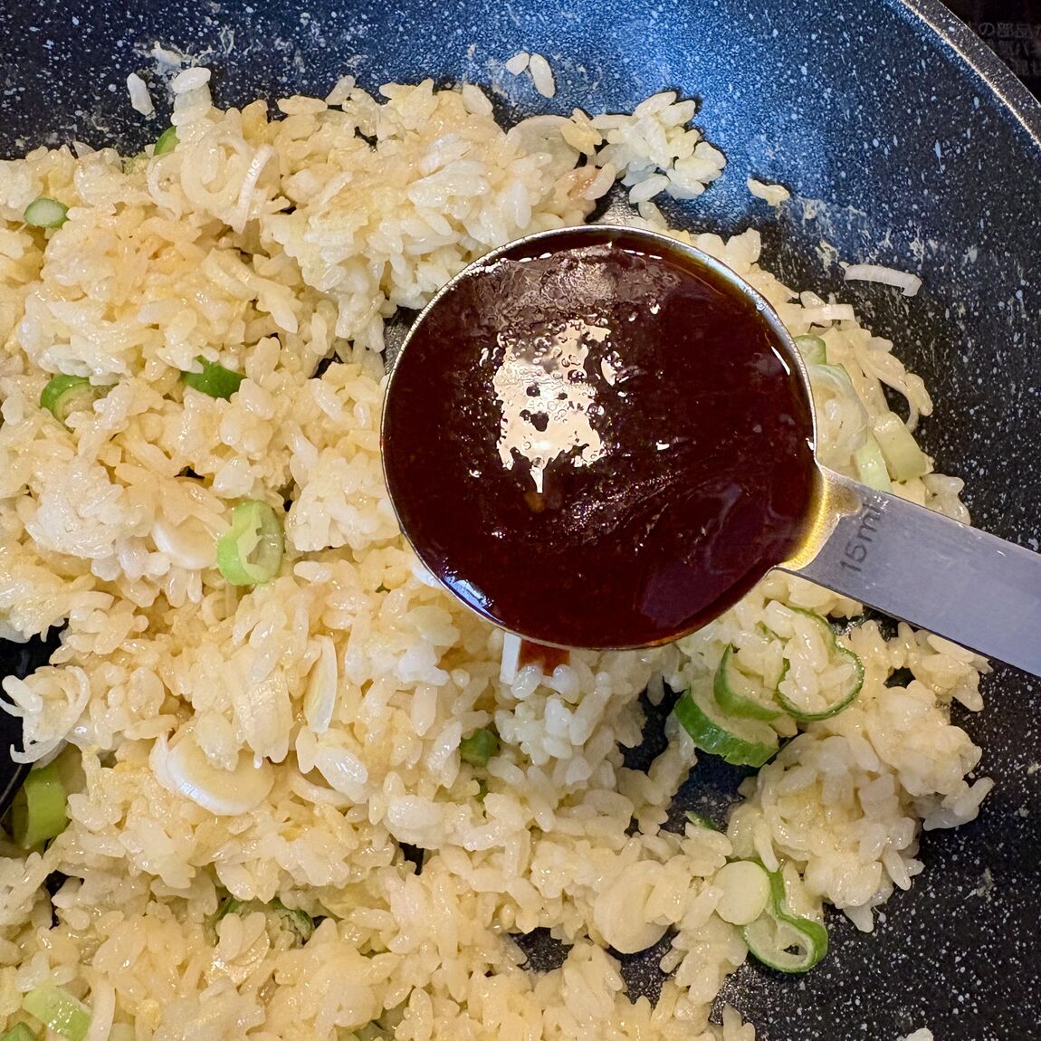 【いとく男鹿SC】回鍋肉の素アレンジレシピ〜炒飯〜_a3W45g