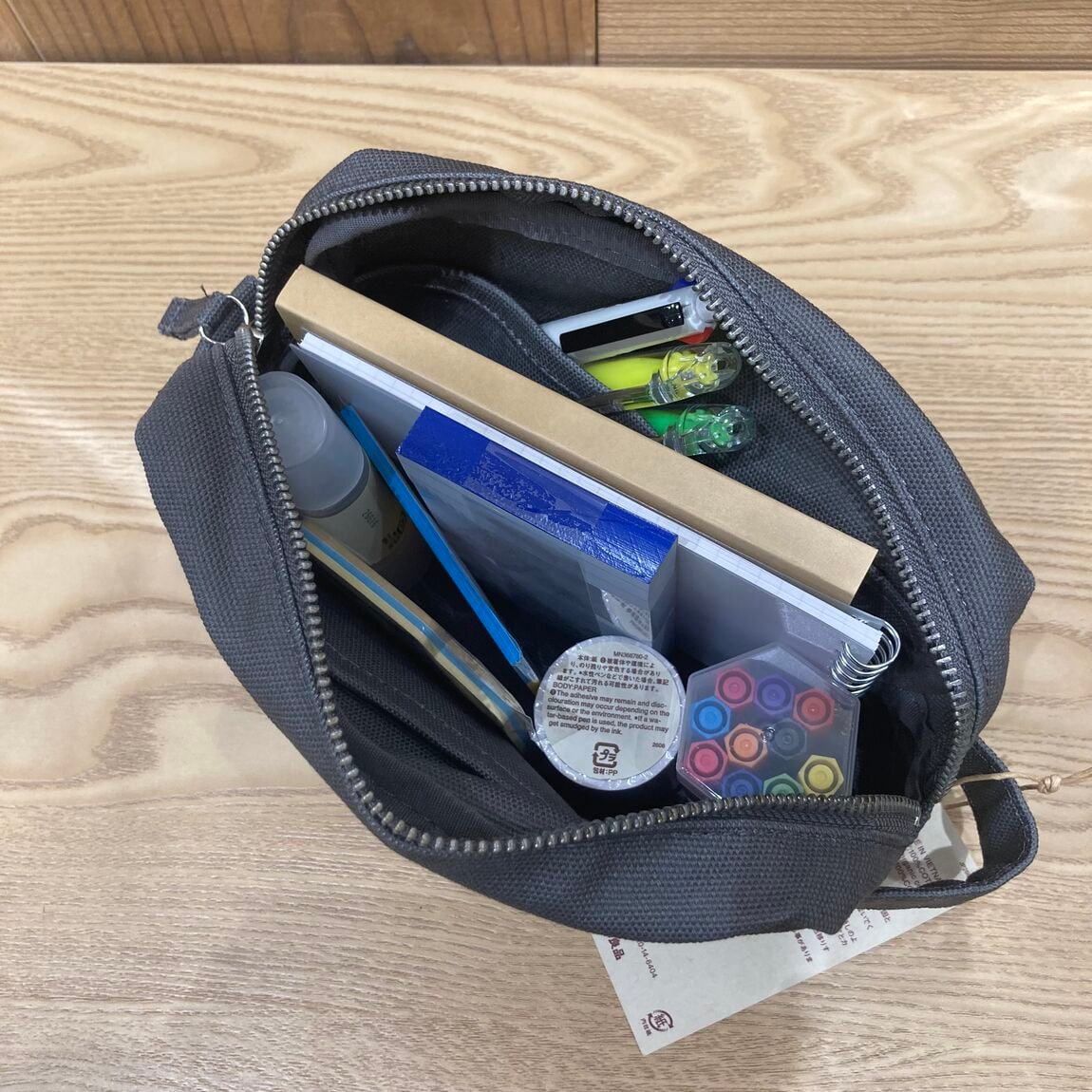 【イオンモール旭川駅前】カラフルな新商品、帆布シリーズ。_8C6lhf