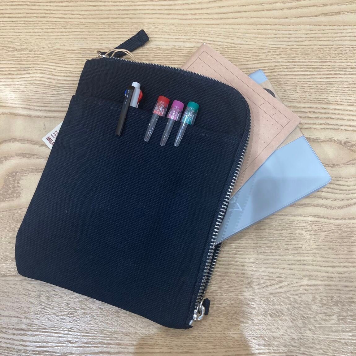 【イオンモール旭川駅前】カラフルな新商品、帆布シリーズ。_VD2Hy6