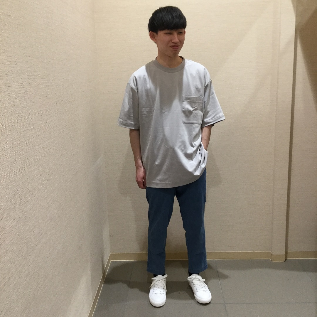 ビッグTシャツグレー　男性