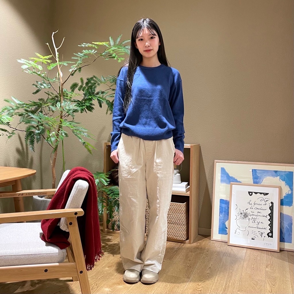 ウールセーターコーディネート