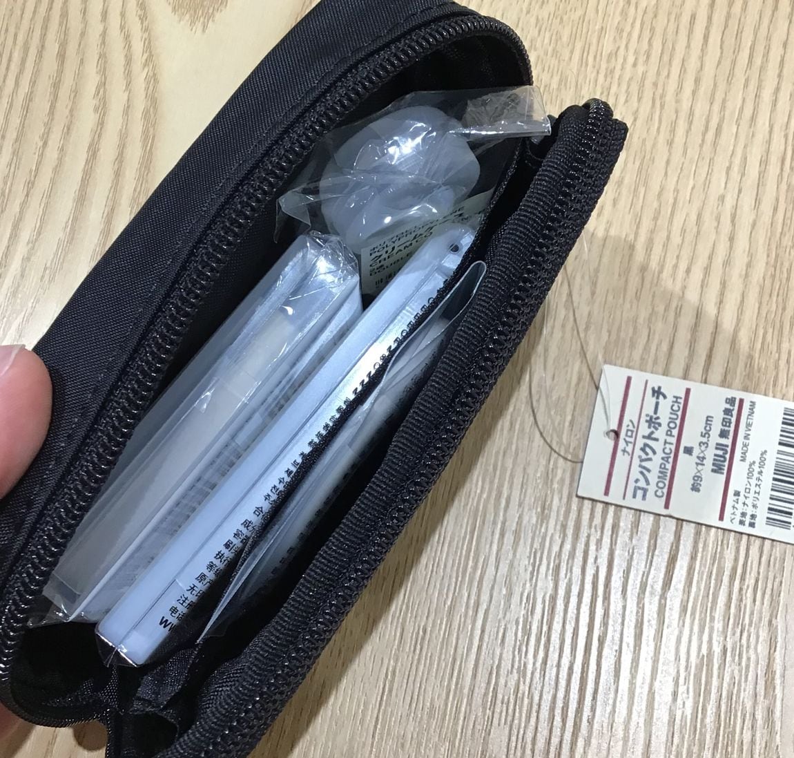 ポーチの中身