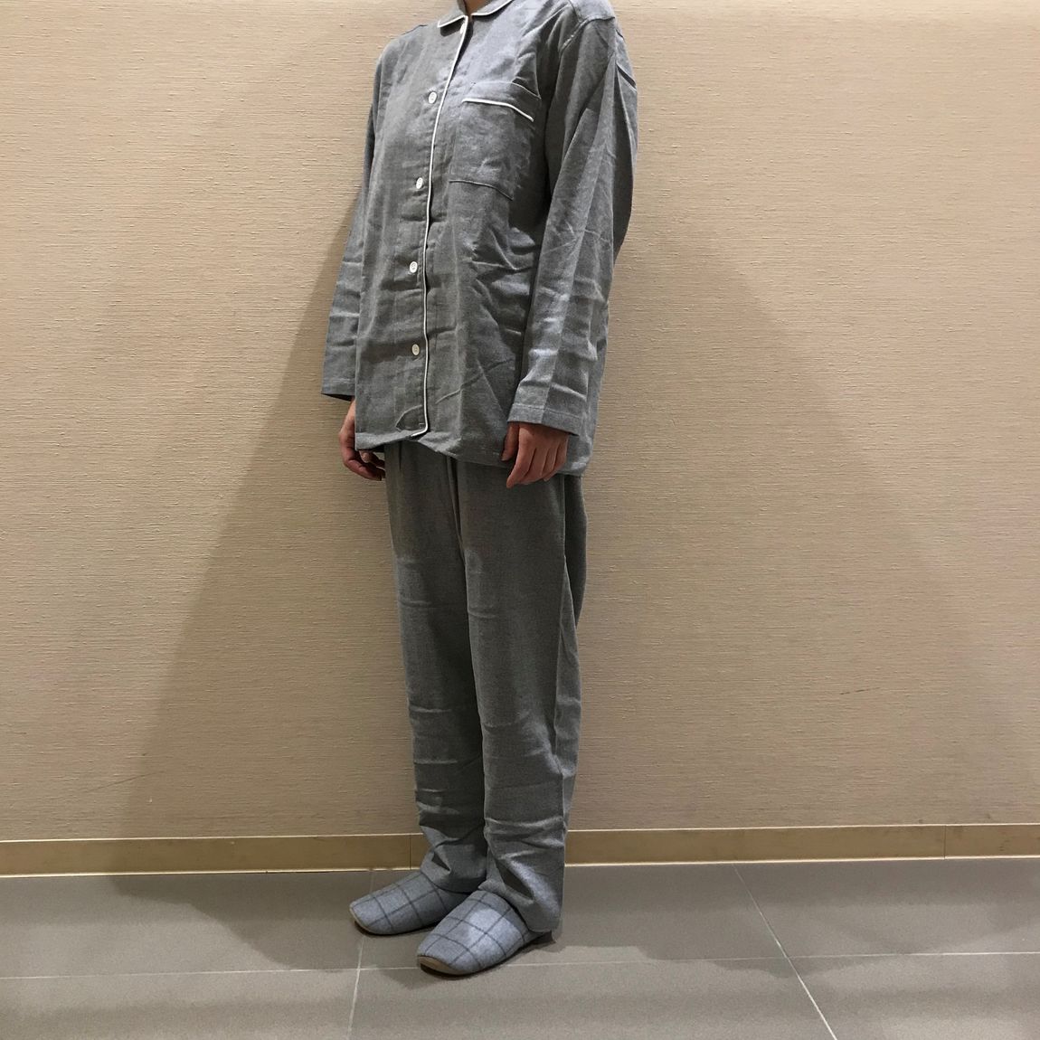 【草津エイスクエア】パジャマ全身