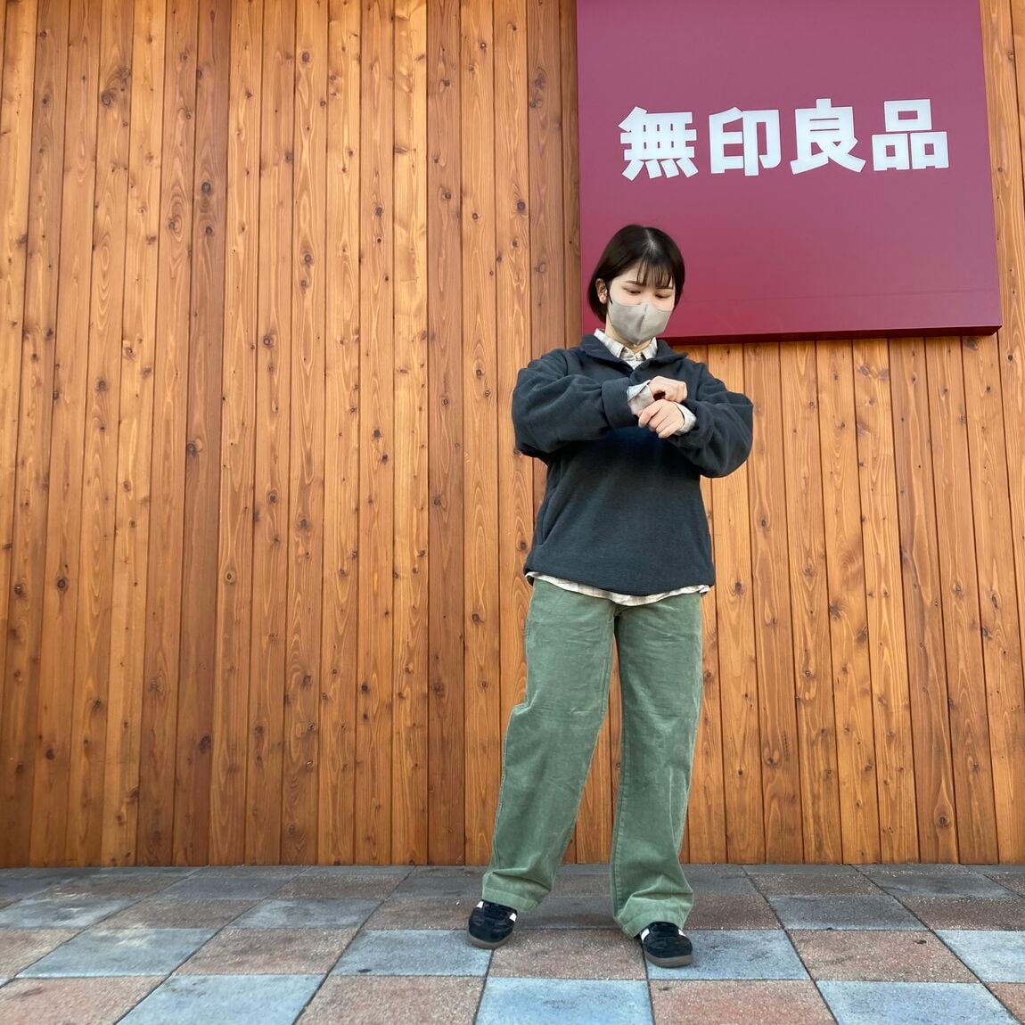 スタッフスナップ(婦人)