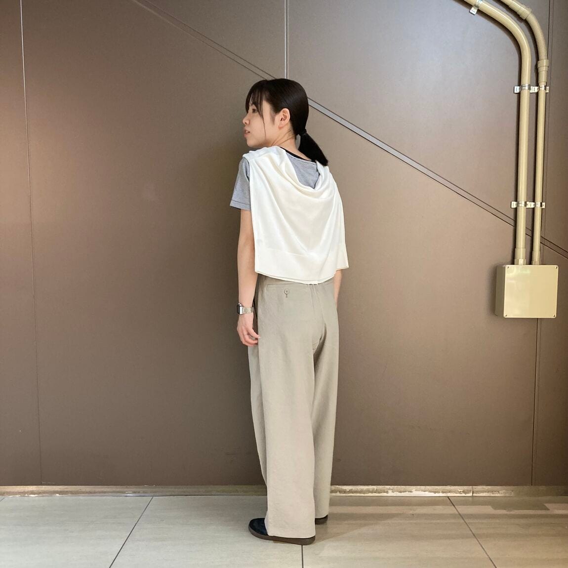 風を通すイージーパンツ