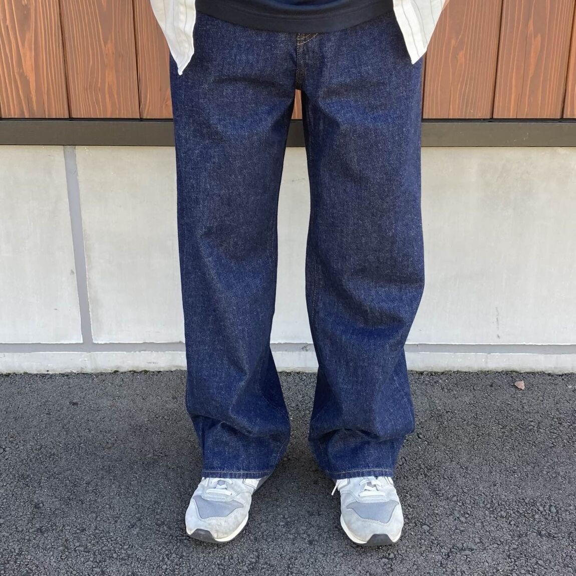 【いわて生協盛岡向中野】身長171cm  堀切さん　ブロードシャツ・5Pデニム_mS1TYp