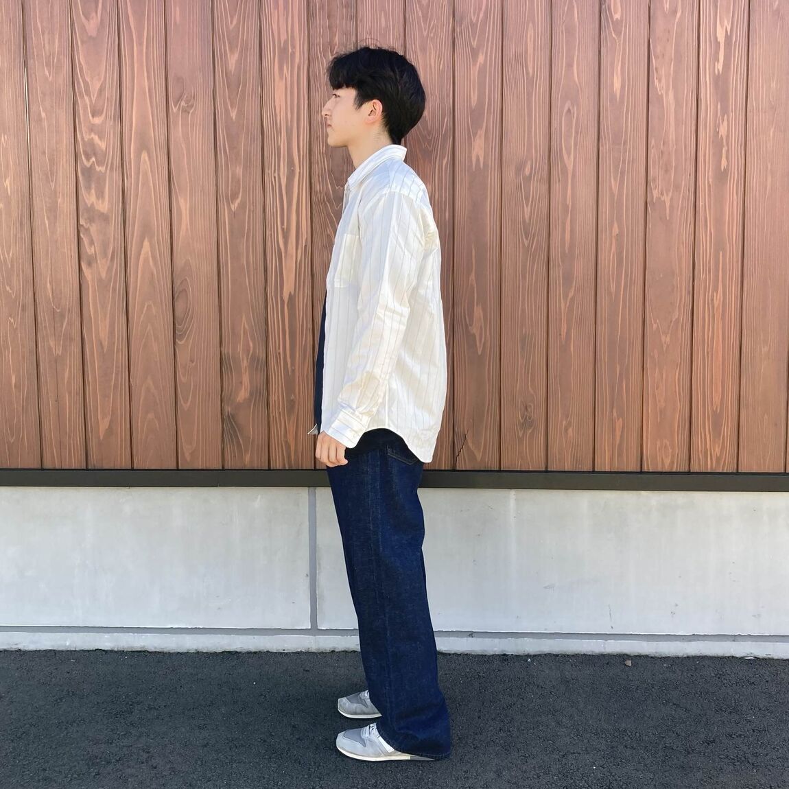 【いわて生協盛岡向中野】身長171cm  堀切さん　ブロードシャツ・5Pデニム_a9NfpG